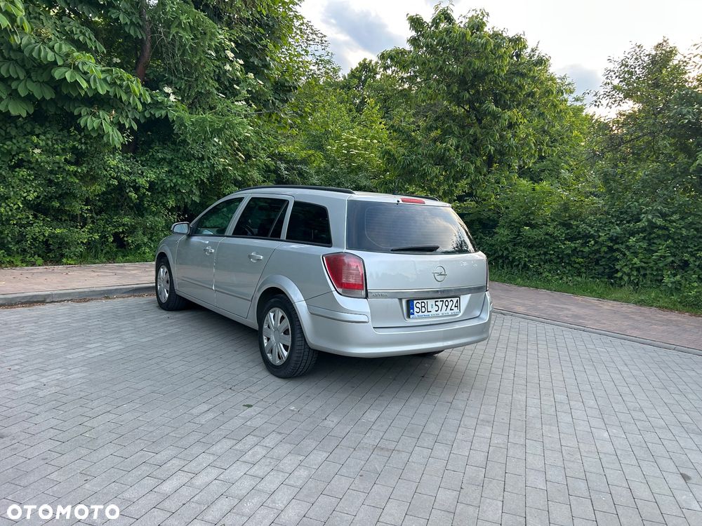 Opel Astra 1.6 Edition Plus - 26