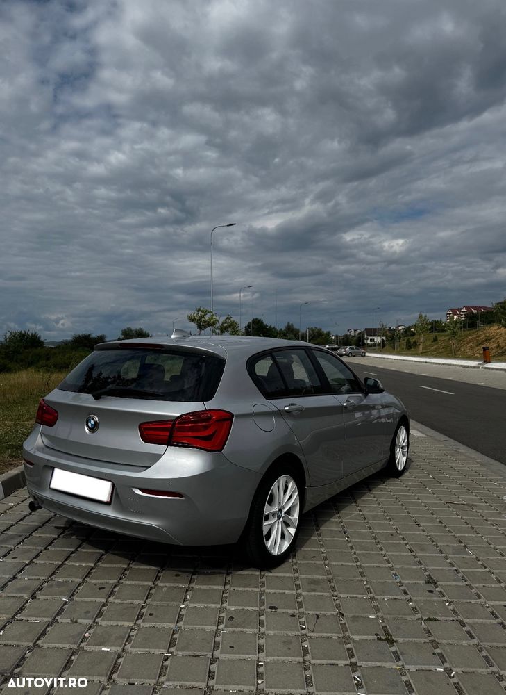 BMW Seria 1 118i - 5