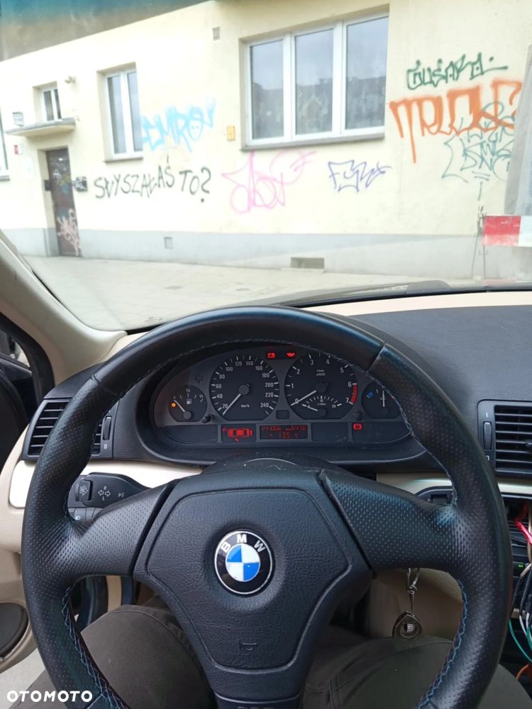 BMW Seria 3 328i - 6