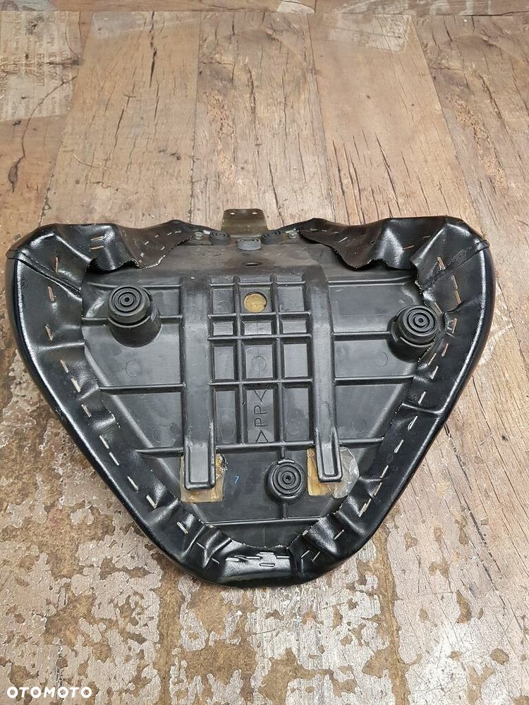 Siedzenie kierowcy Yamaha XVS1100 Drag Star Custom - 5