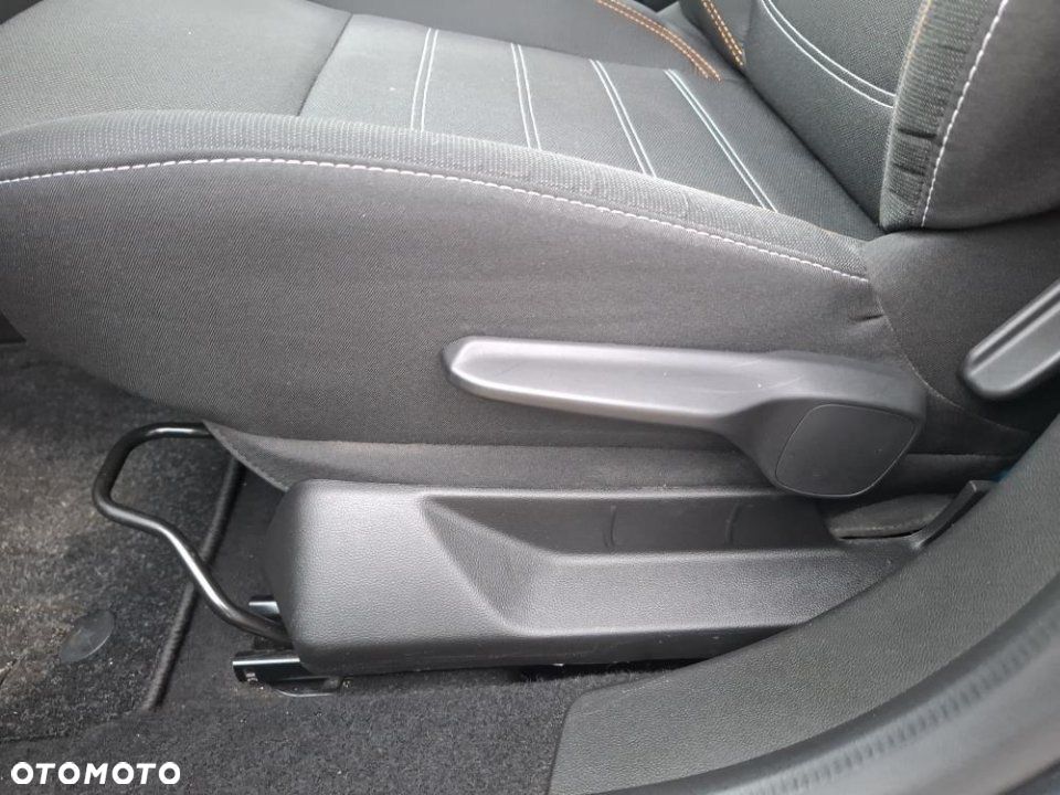 Dacia Sandero - 13