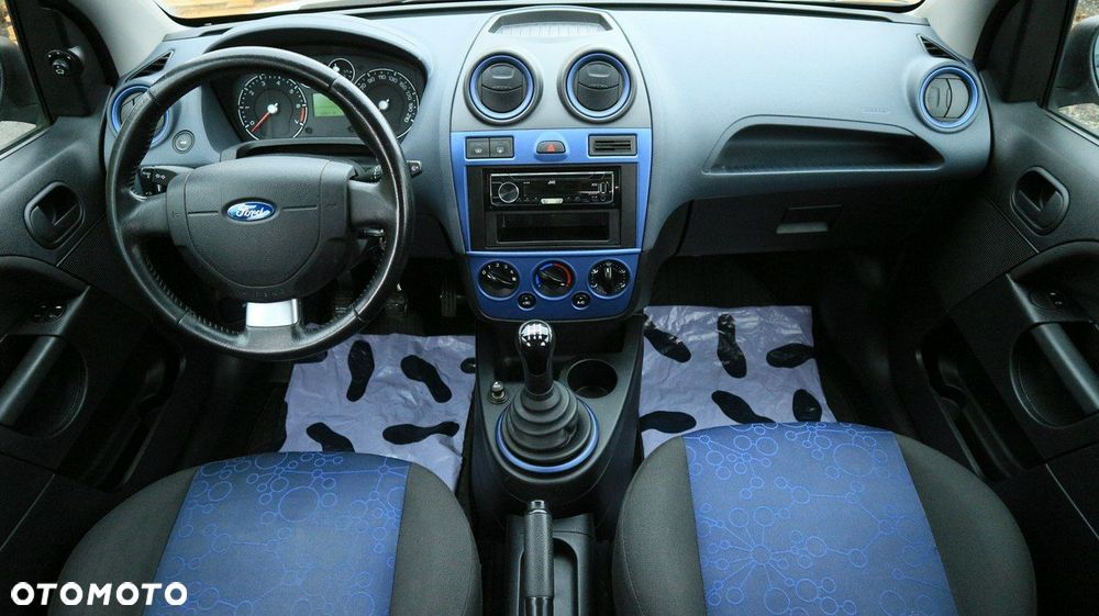 Ford Fiesta 1.25 Ambiente - 2