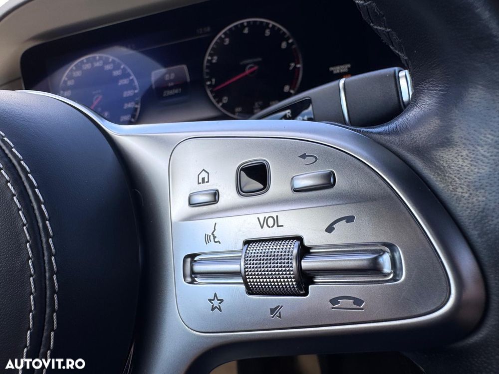 Mercedes-Benz S Maybach 560 4Matic 9G-TRONIC - 36