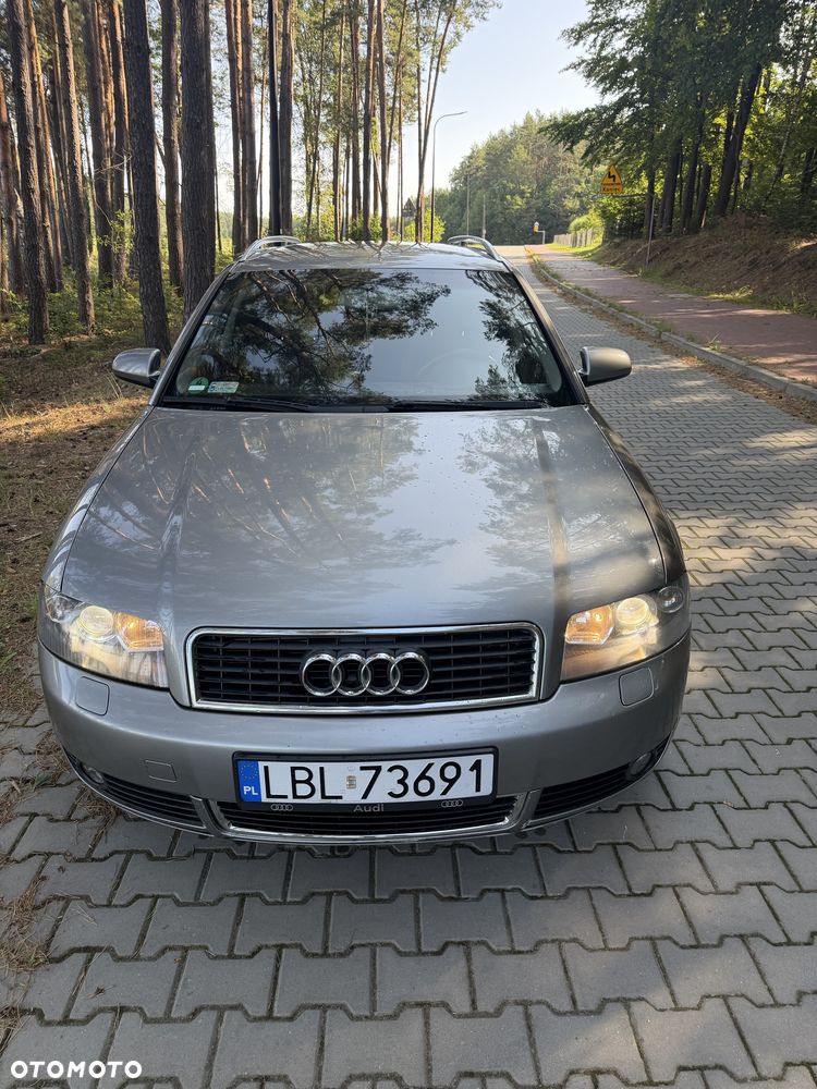 Audi A4 Avant - 1