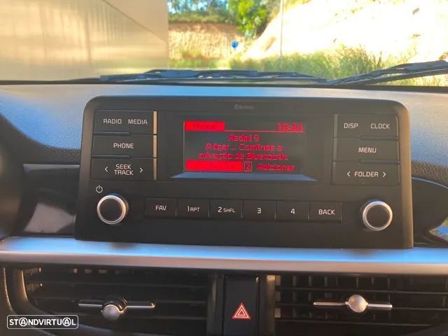 Kia Picanto 1.0 CVVT Urban - 19