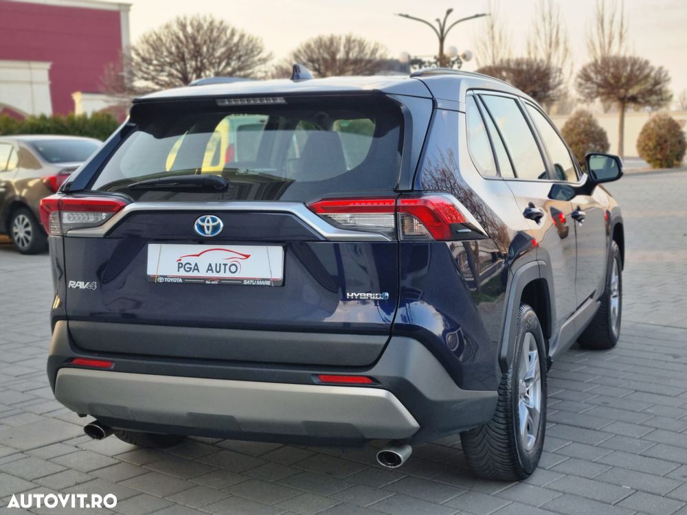 Toyota RAV4 - 4