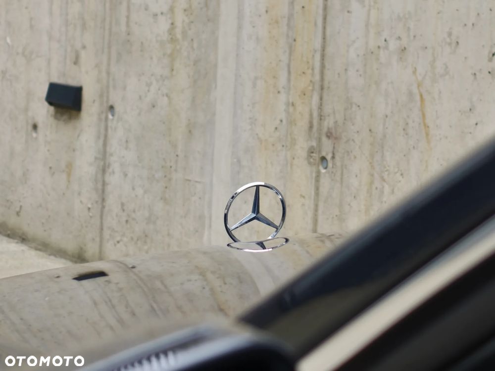 Mercedes-Benz Klasa E 220 CDI 7G-TRONIC Avantgarde - 31