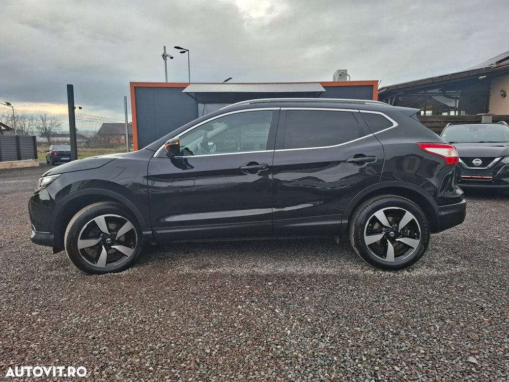 Nissan Qashqai 1.5 DCI N-Connecta - 15