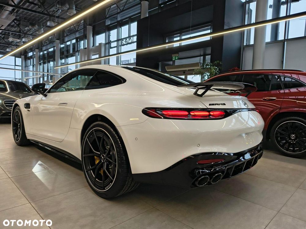 Mercedes-Benz AMG GT - 5