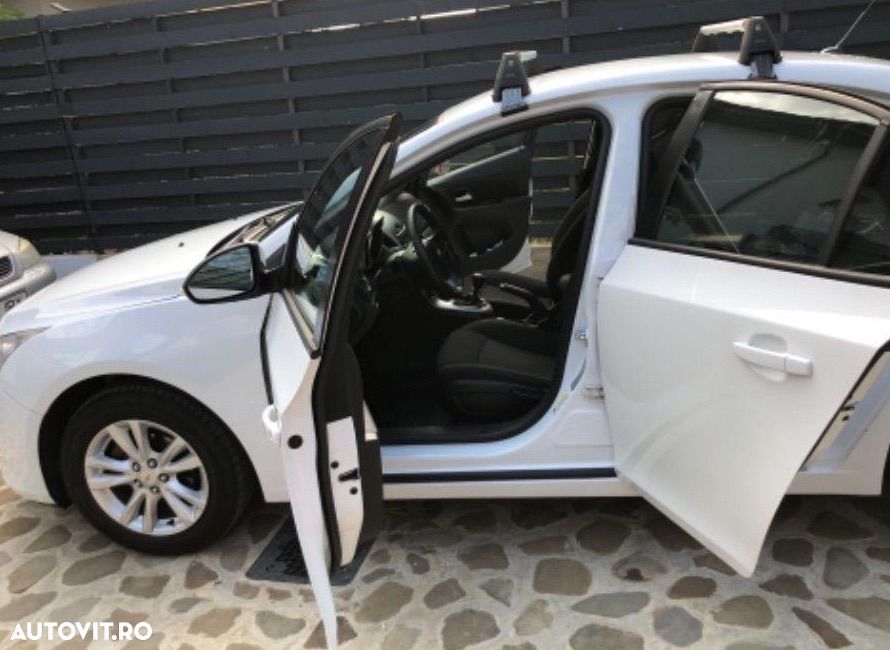 Chevrolet Cruze 1.6 Ecotec LT+ - 5