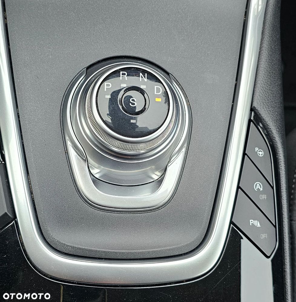 Ford S-Max 2.0 EcoBlue Titanium - 23