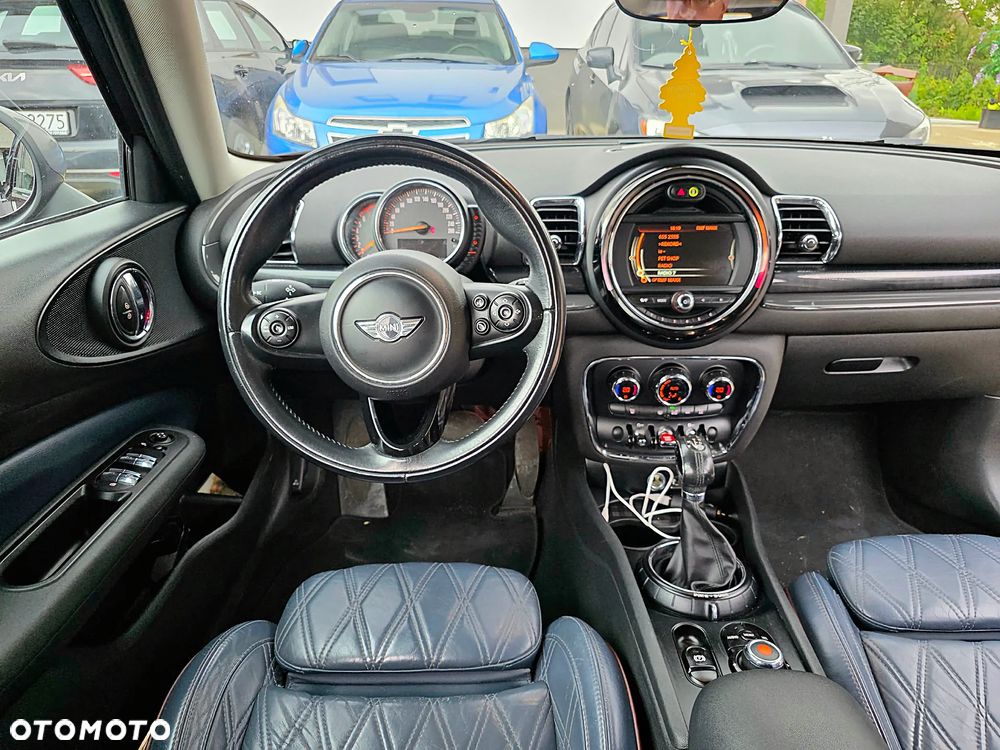 MINI Clubman Cooper Essential Trim - 5
