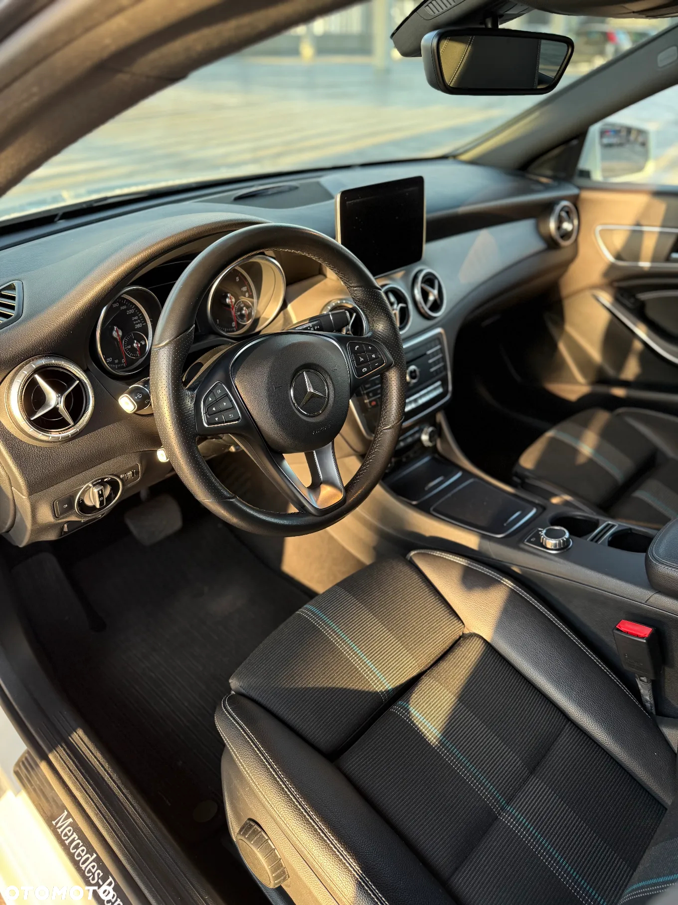 Mercedes-Benz CLA Shooting Brake 220 d 7G-DCT - 10