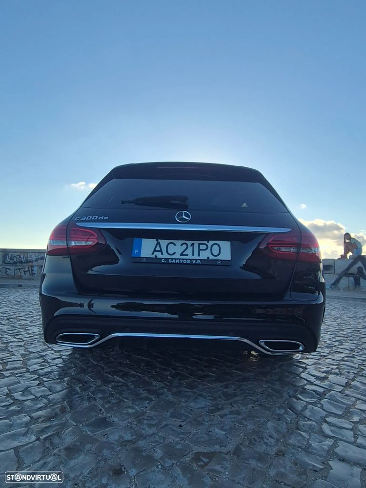Mercedes-Benz C 300 de AMG Line - 12