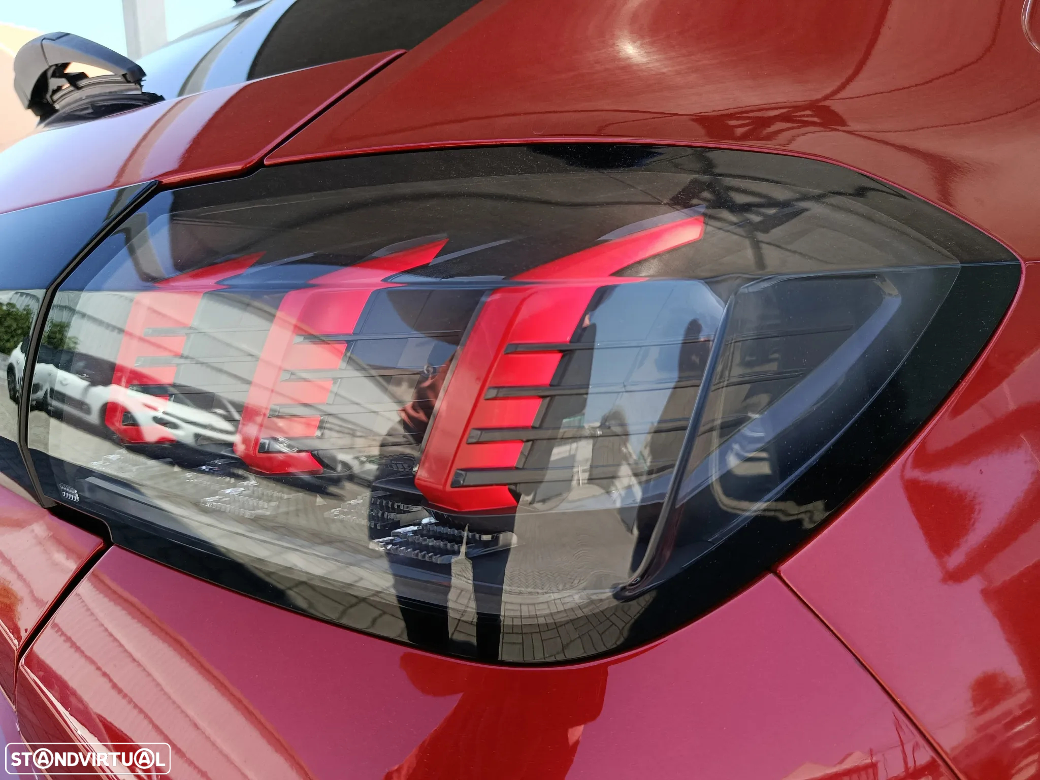 Peugeot 208 1.2 PureTech GT Line EAT8 - 27
