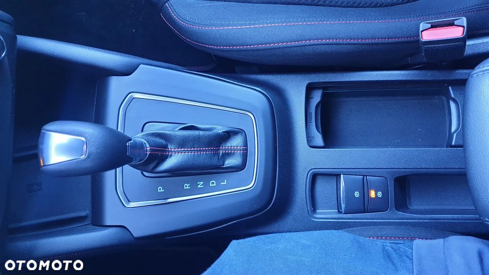 Ford Focus 1.0 EcoBoost mHEV ST-Line X - 28