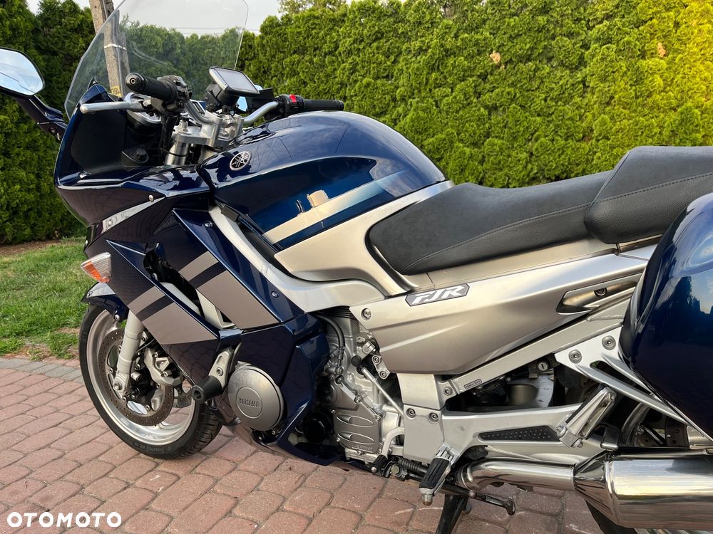 Yamaha FJR - 32