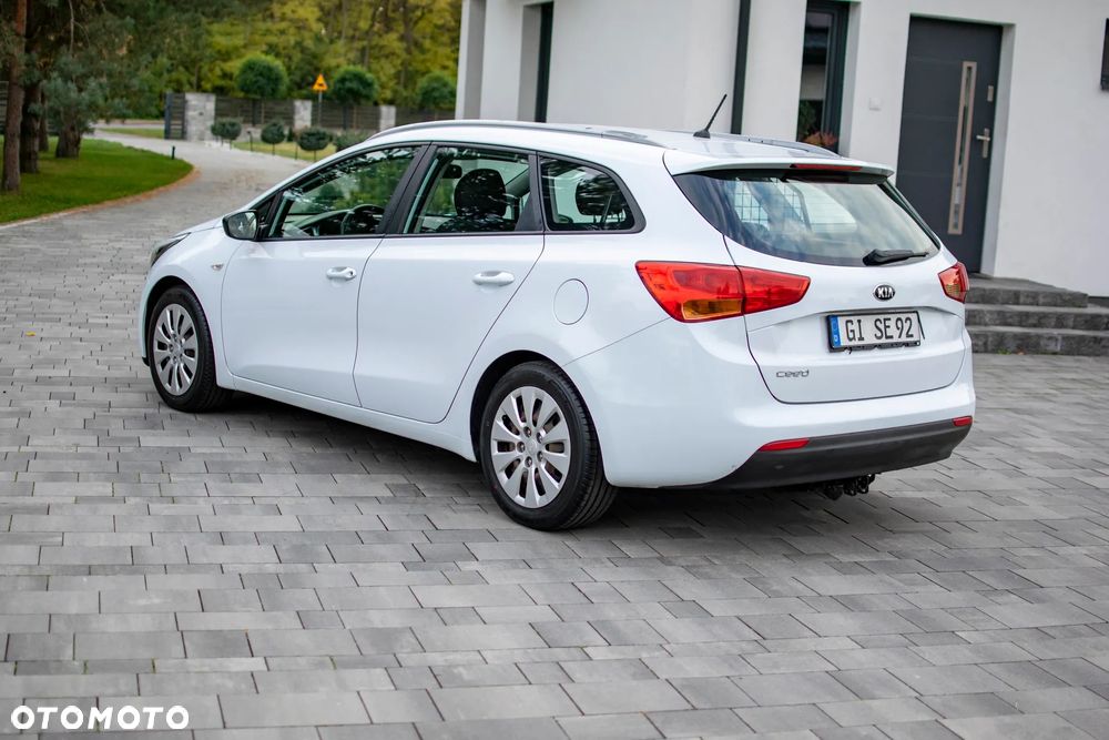 Kia Ceed - 26