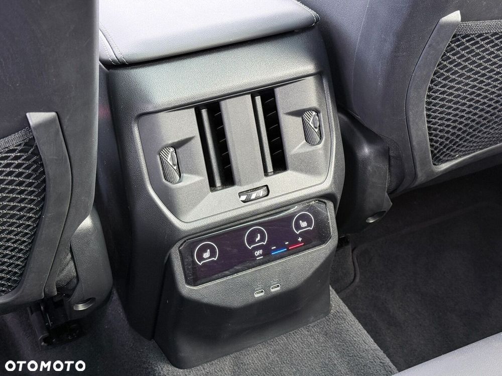 BMW X3 - 32