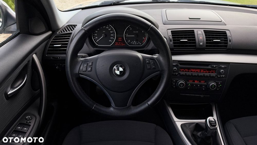 BMW Seria 1 - 14