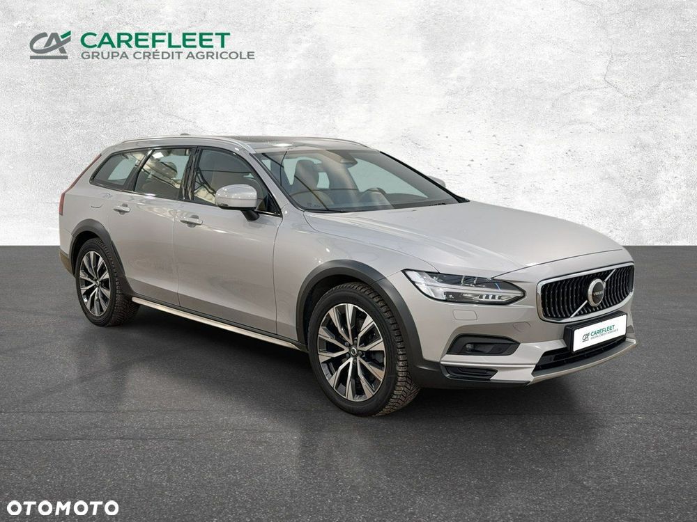 Volvo V90 Cross Country - 3