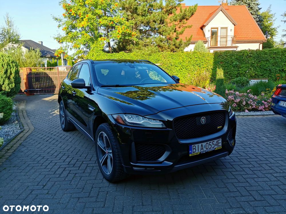 Jaguar F-Pace - 4