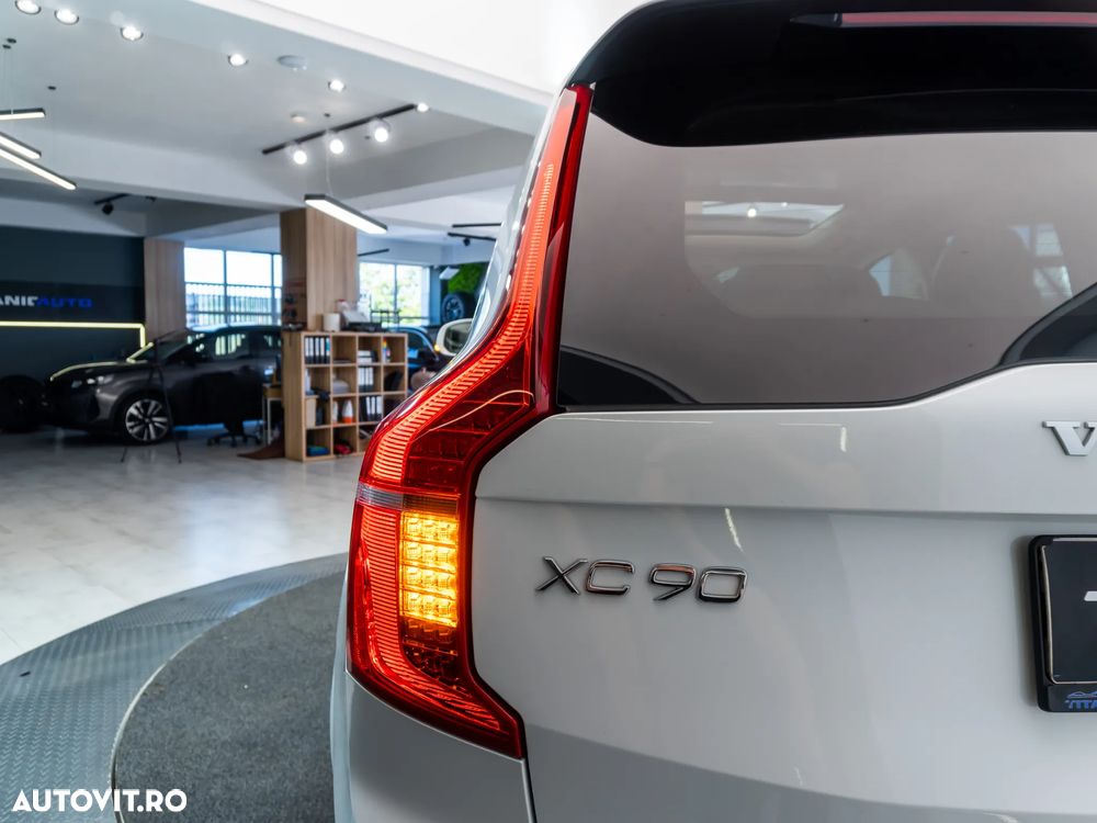 Volvo XC 90 Recharge T8 AWD Ultimate Bright - 12
