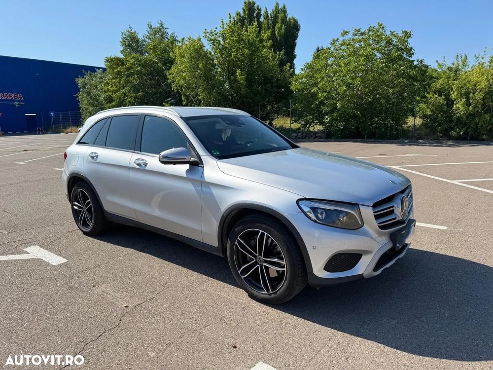 Mercedes-Benz GLC - 1