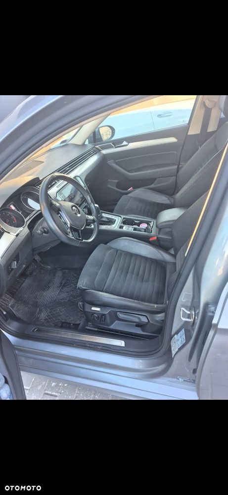 Volkswagen Passat Variant 1.8 TSI BMT Highline DSG - 16