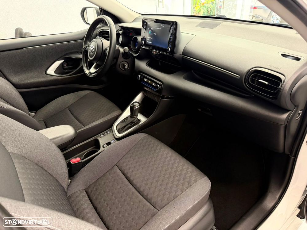 Toyota Yaris 1.5 HDF Exclusive - 10