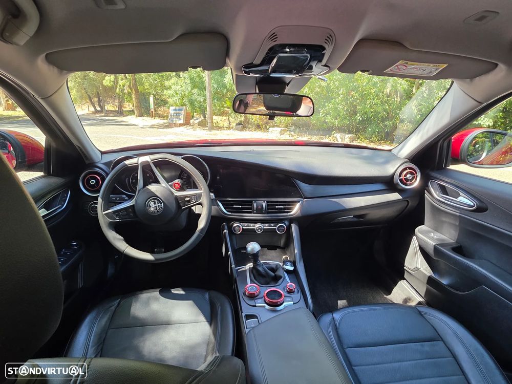 Alfa Romeo Giulia 2.2 D Super - 13