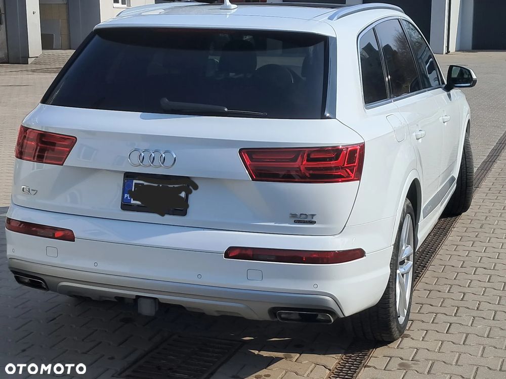 Audi Q7 3.0 TFSI Quattro Tiptronic - 10