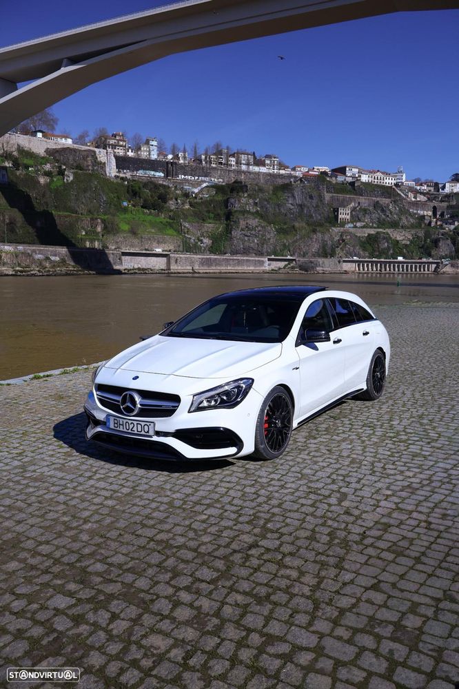 Mercedes-Benz CLA 45 AMG 4Matic 7G-DCT - 3