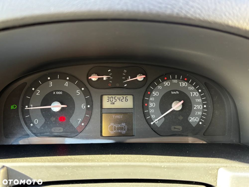 Renault Laguna 1.6 16V Expression - 21