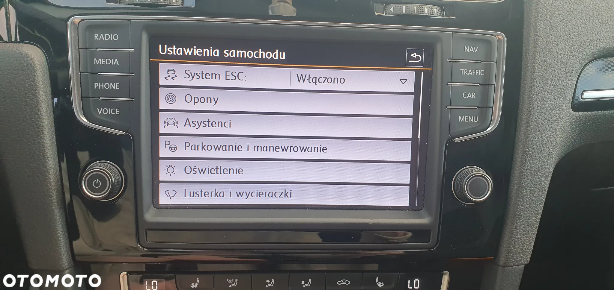 Volkswagen Golf - 12