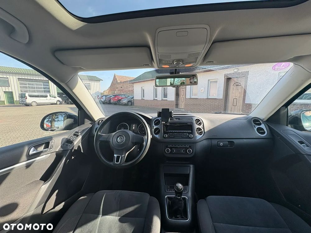 Volkswagen Tiguan 1.4 TSI Perfectline - 11