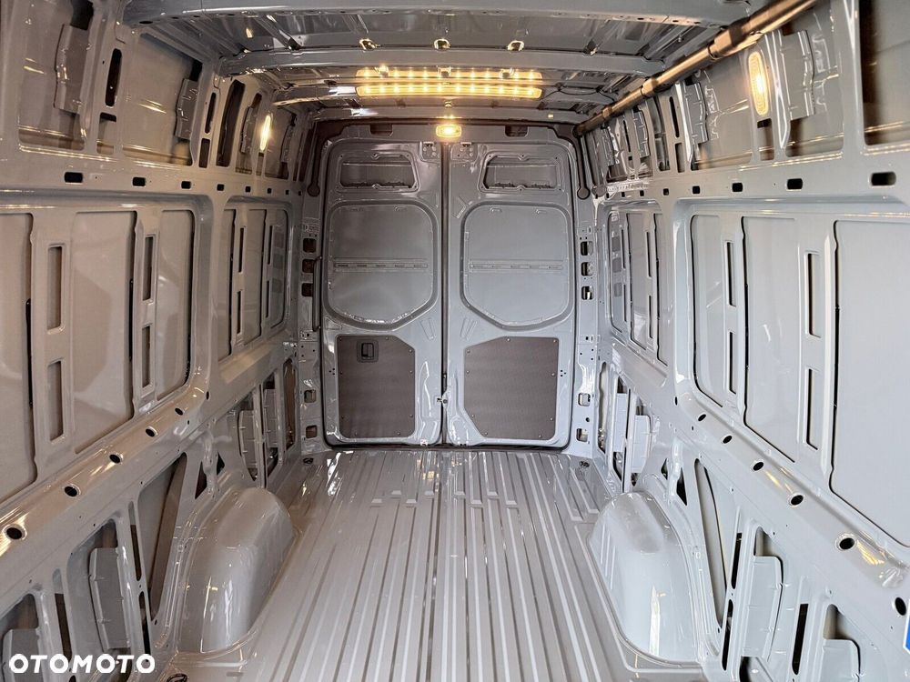 Mercedes-Benz Sprinter Furgon 317 CDI L3H2 - 13