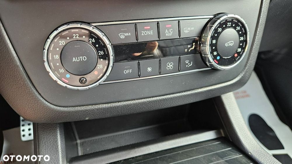 Mercedes-Benz GL - 32