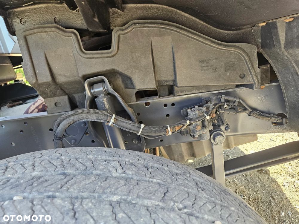 Mercedes-Benz ATEGO 1223 4x2 - 18