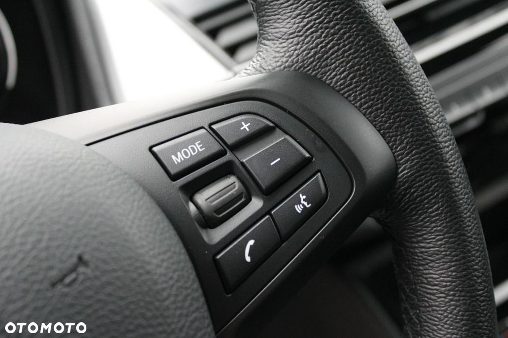 BMW Seria 2 - 24