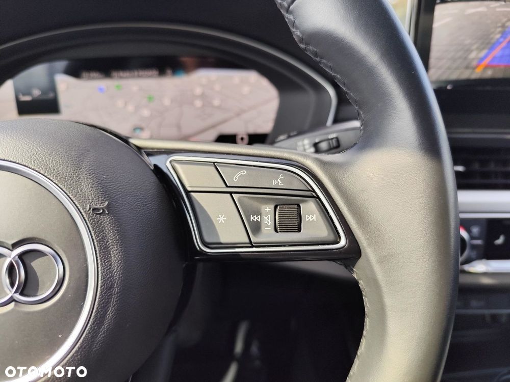 Audi A4 Limousine - 10