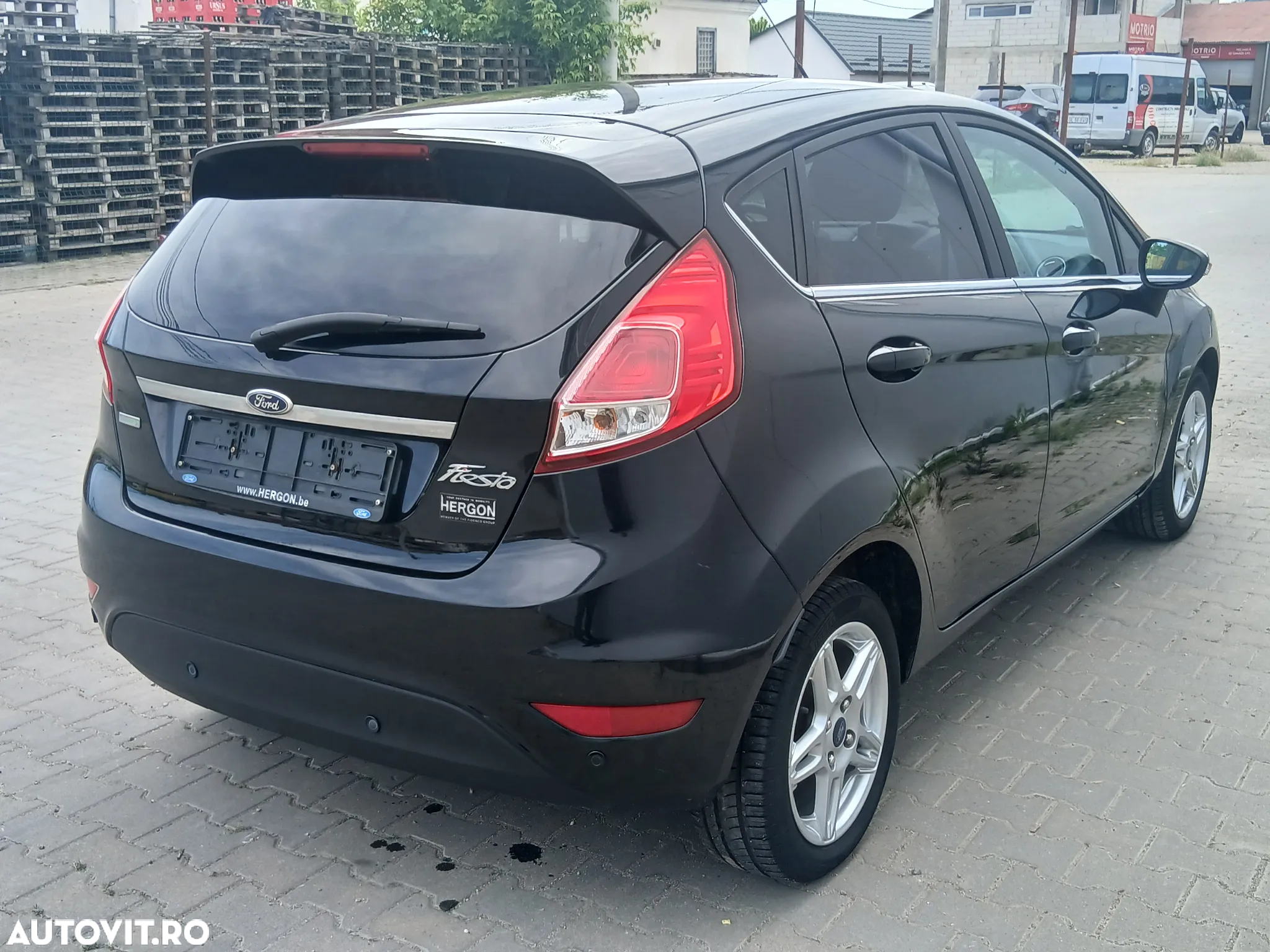 Ford Fiesta 1.0 EcoBoost S&S ACTIVE - 3