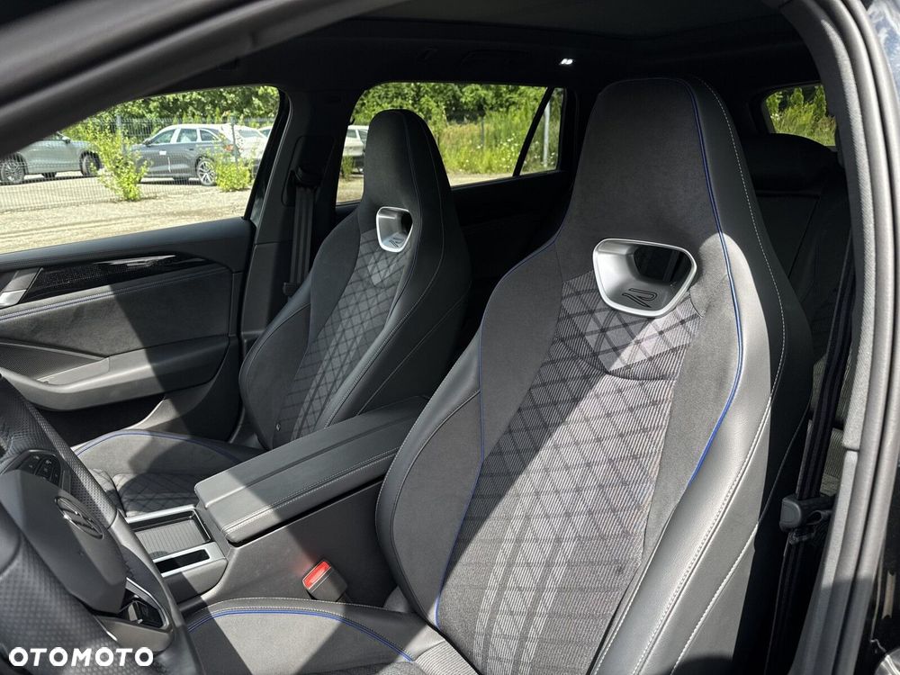 Volkswagen Passat Variant 2.0 TSI R-Line Plus DSG - 16