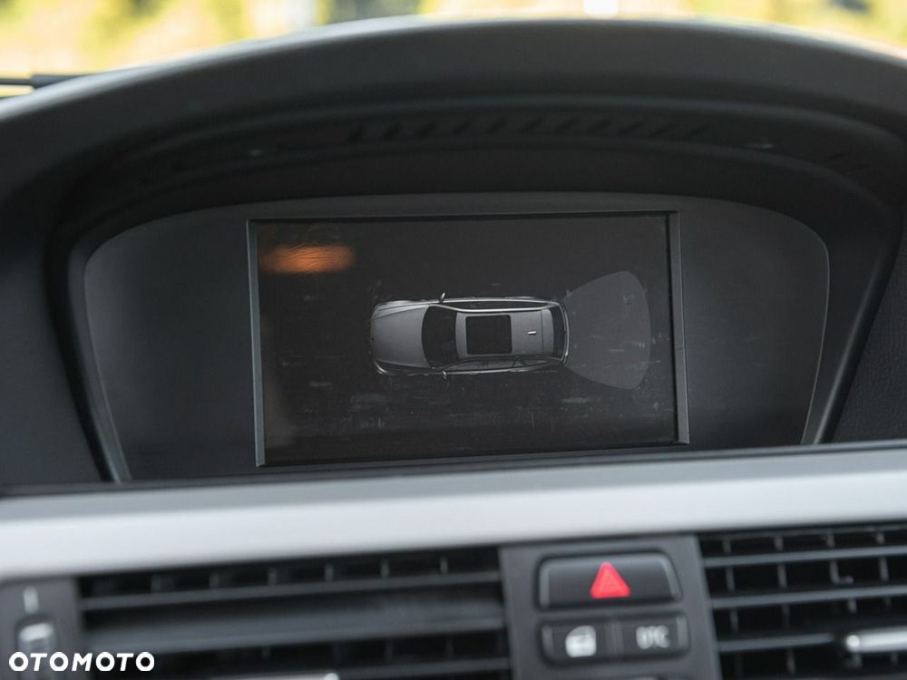 BMW Seria 3 318d Sport Line - 22