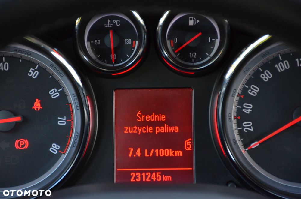 Opel Astra 1.4 T Cosmo - 35