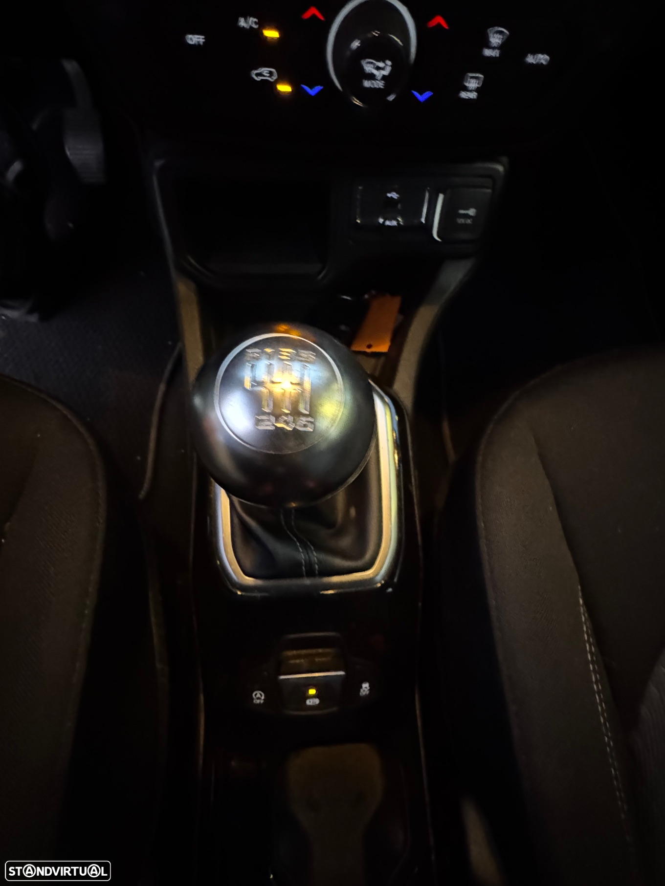 Jeep Renegade 1.0 T Sport - 26