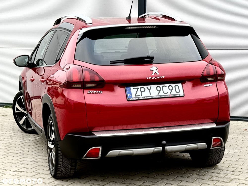 Peugeot 2008 1.6 BlueHDi Allure S&S - 22