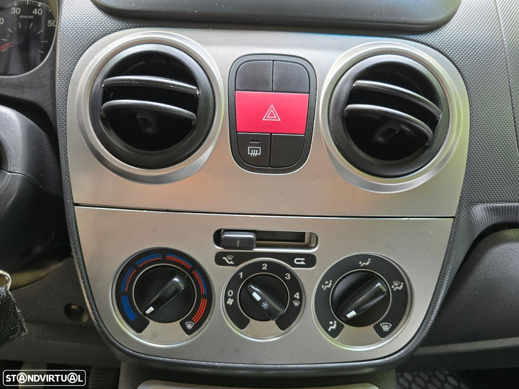 Fiat Qubo - 13