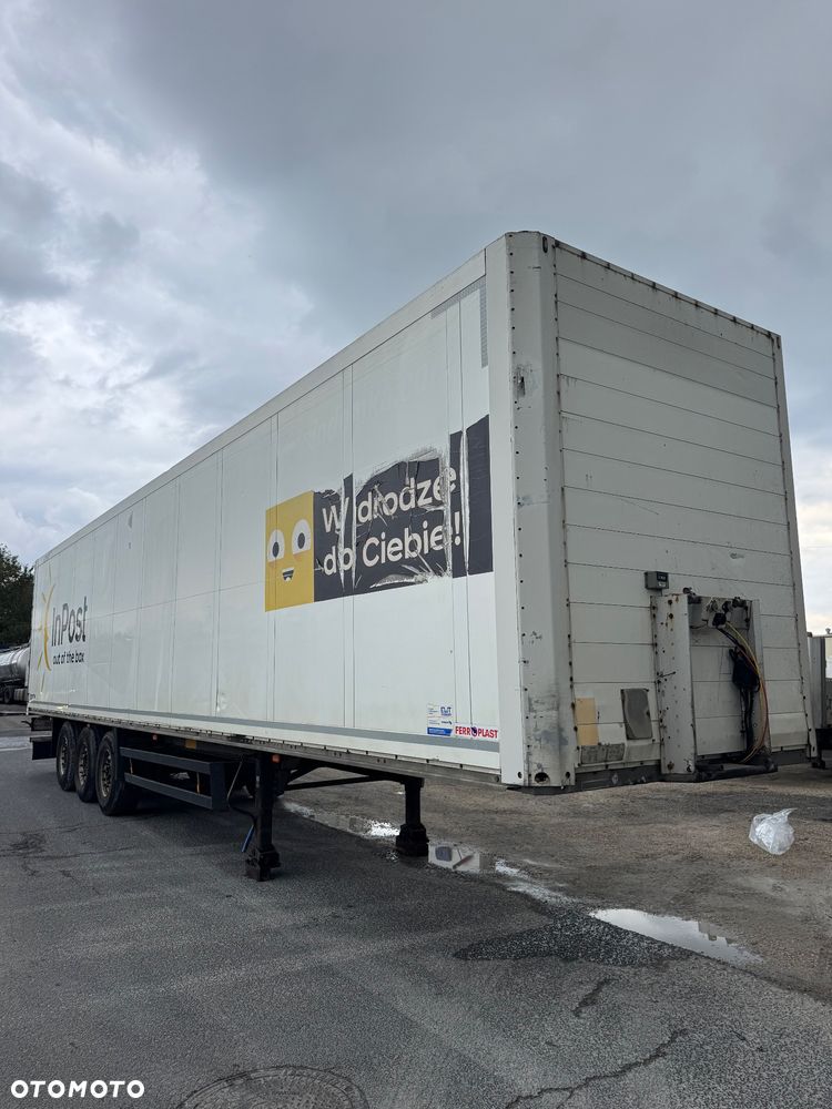 Schmitz Cargobull SKO 24 - 2