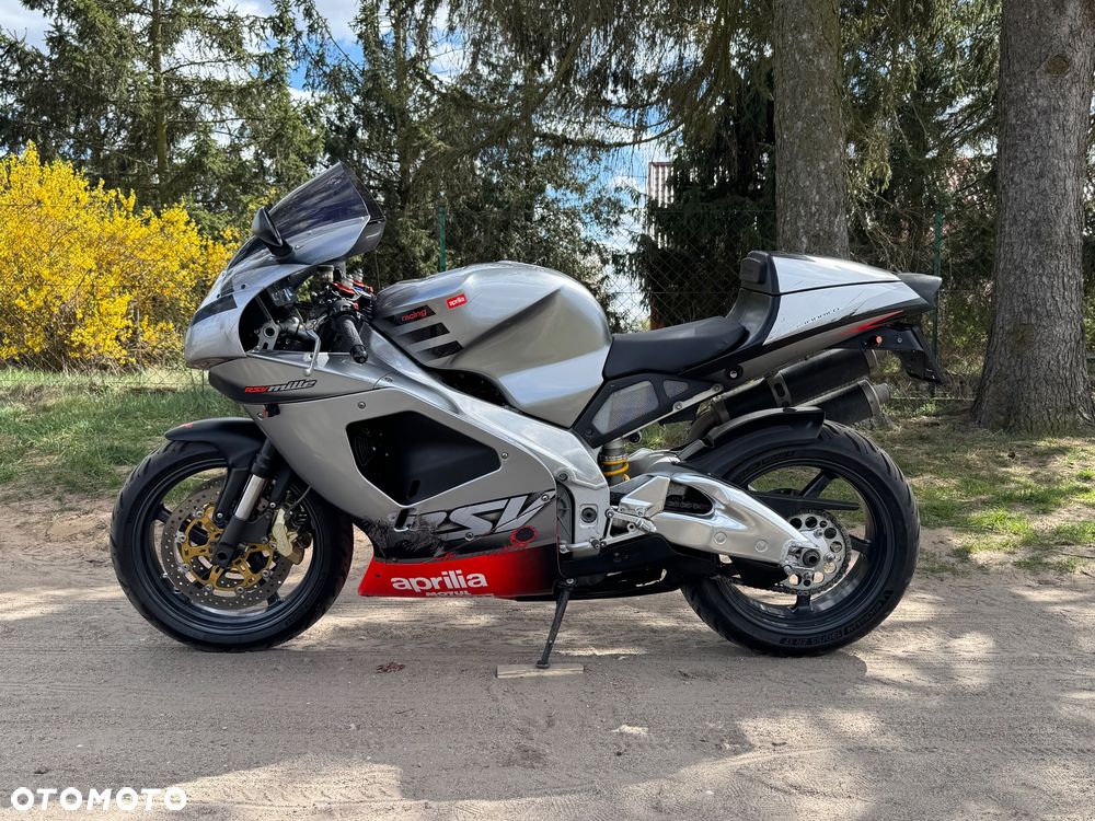Aprilia RSV - 9